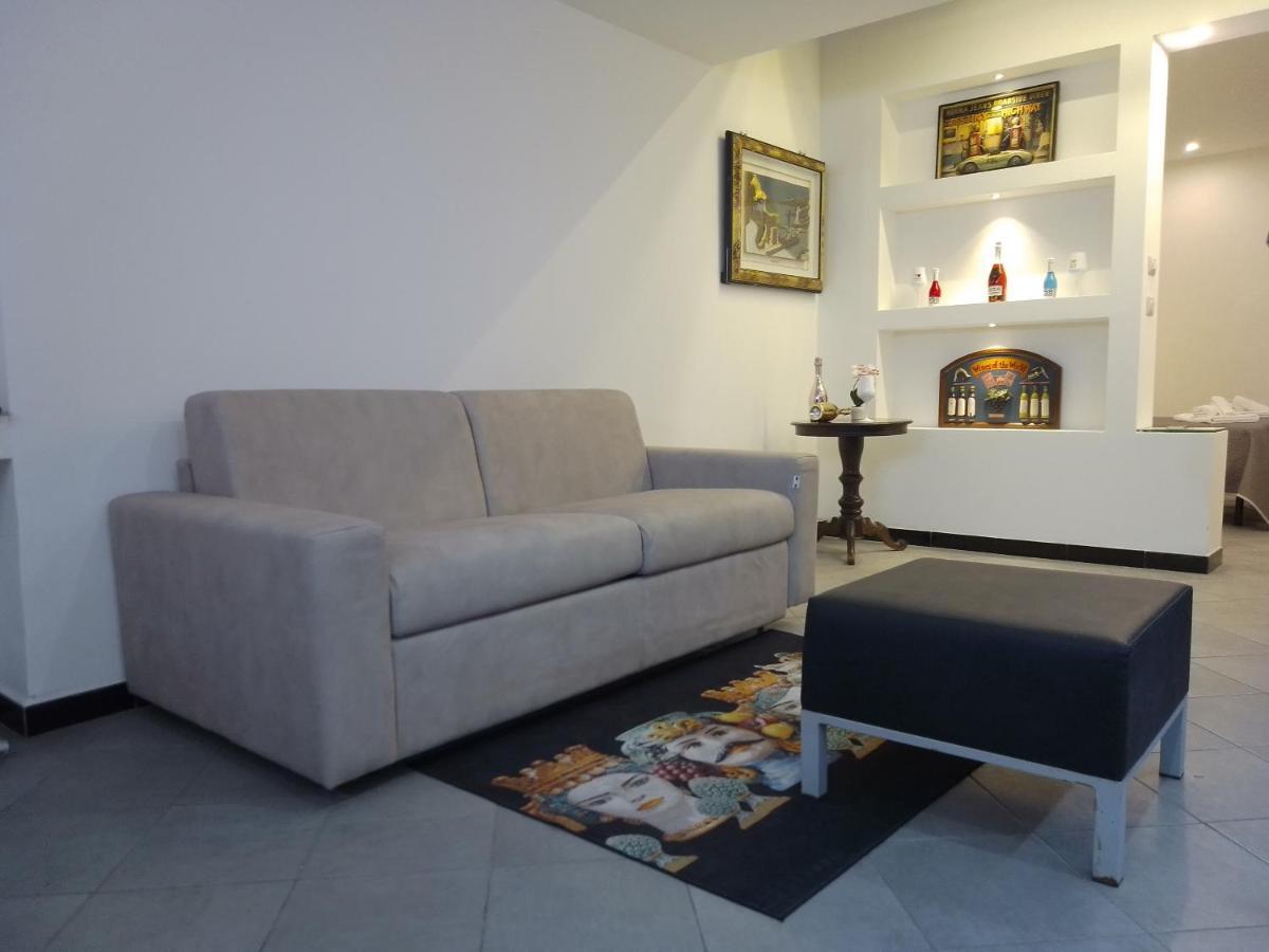 Tiziano'S Home Catania Kültér fotó